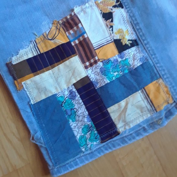 Skirt Denim - Patched Patchwork - Size 28/6P - Picture 2 of 9